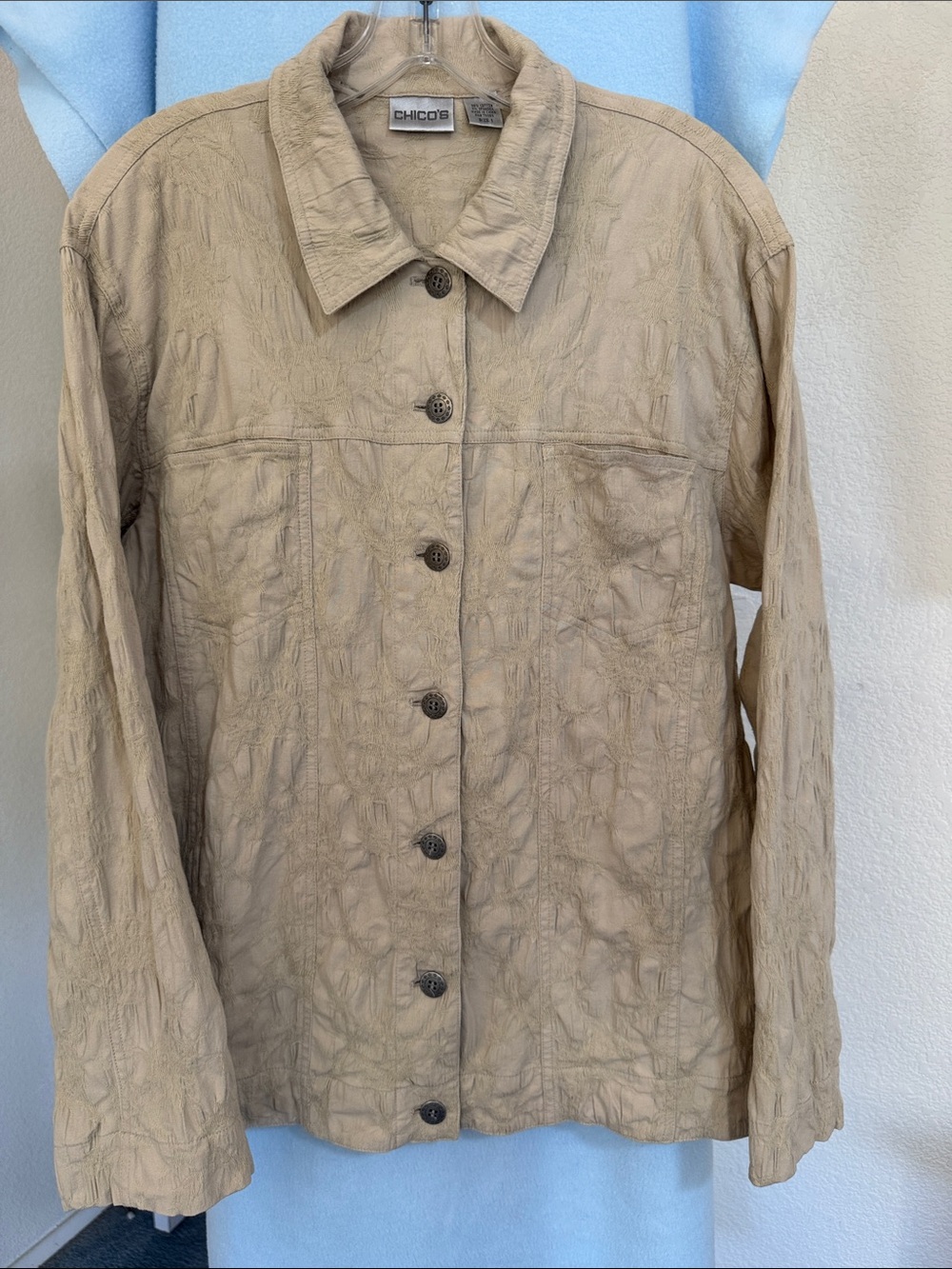 Chico's Tan Textured Button-Front Jean Jacket, size 1